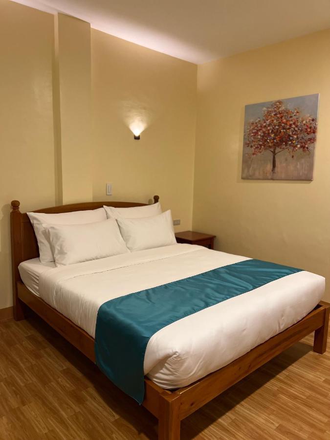 Rufana Suites Moalboal Esterno foto